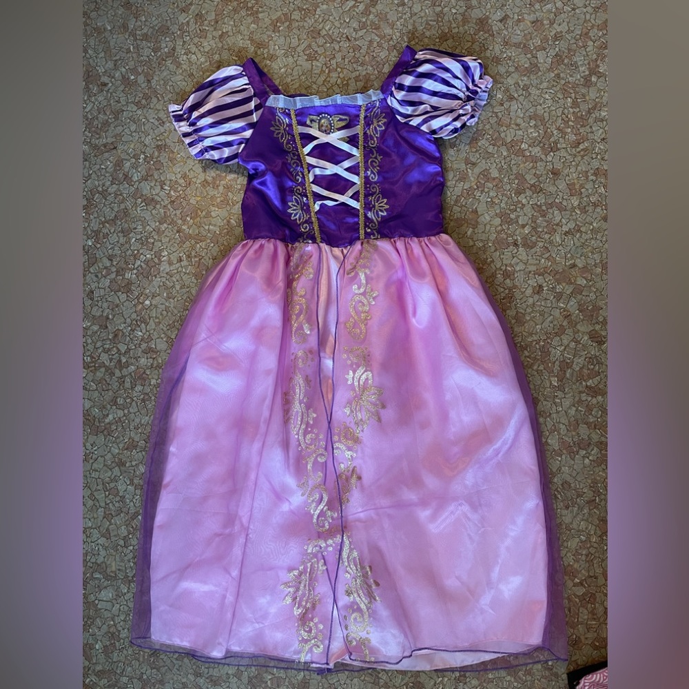 Rapunzel costime